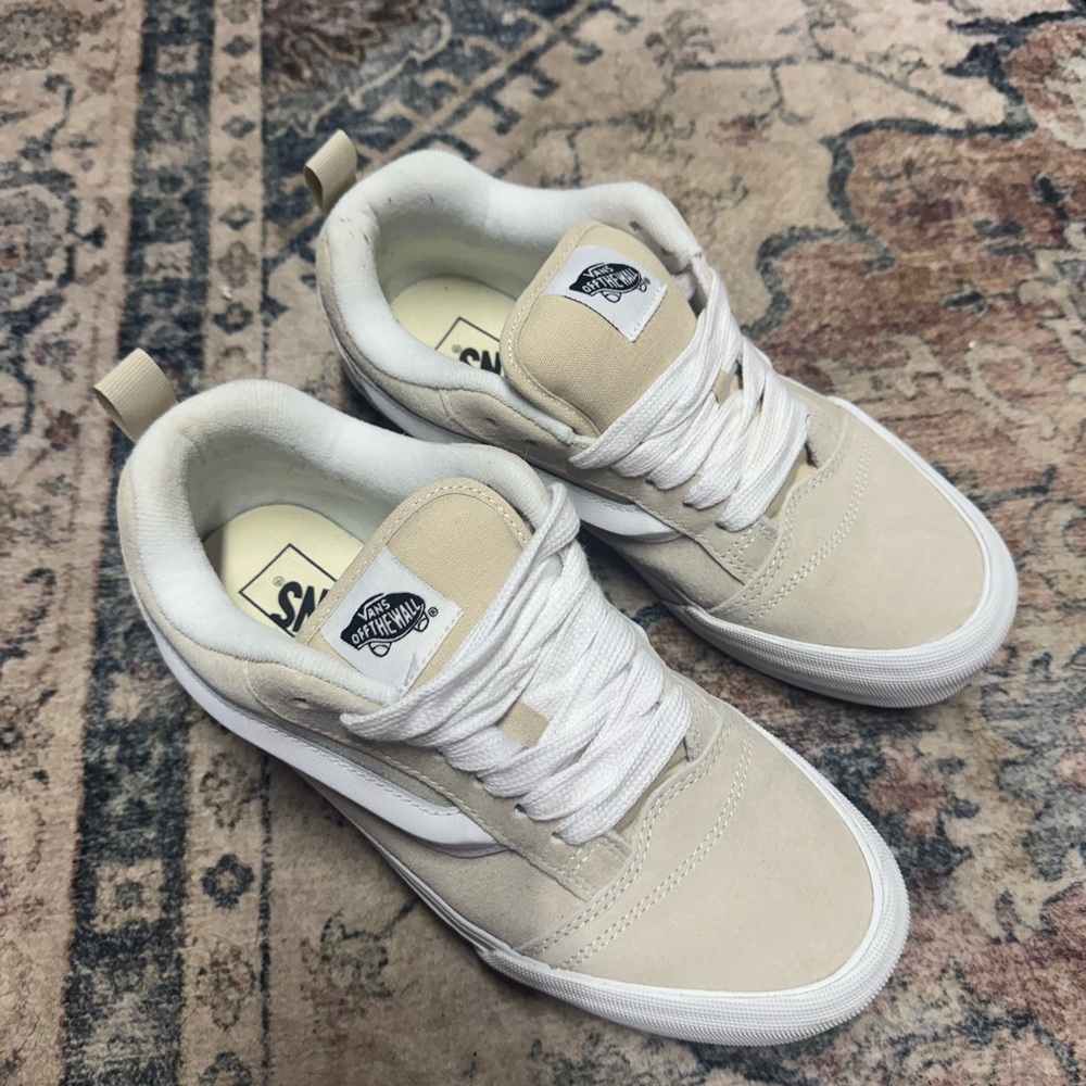 Vans Men's Beige and White Sneakers